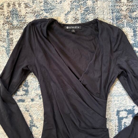 Athleta Wilder Long Sleeve Black Dress - Picture 4 of 6